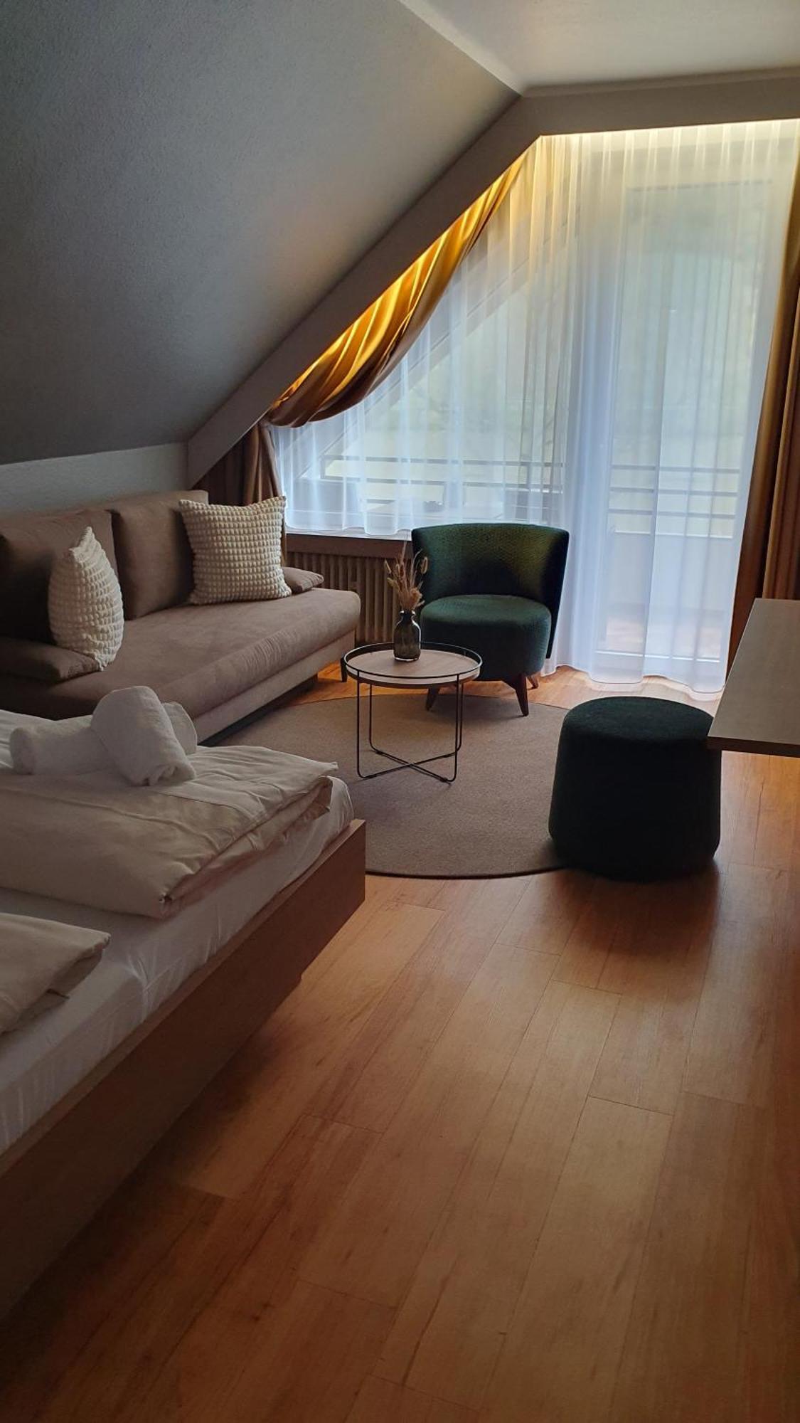 Uferdeck - Boutique Hotel Трабен-Трарбах Екстериор снимка