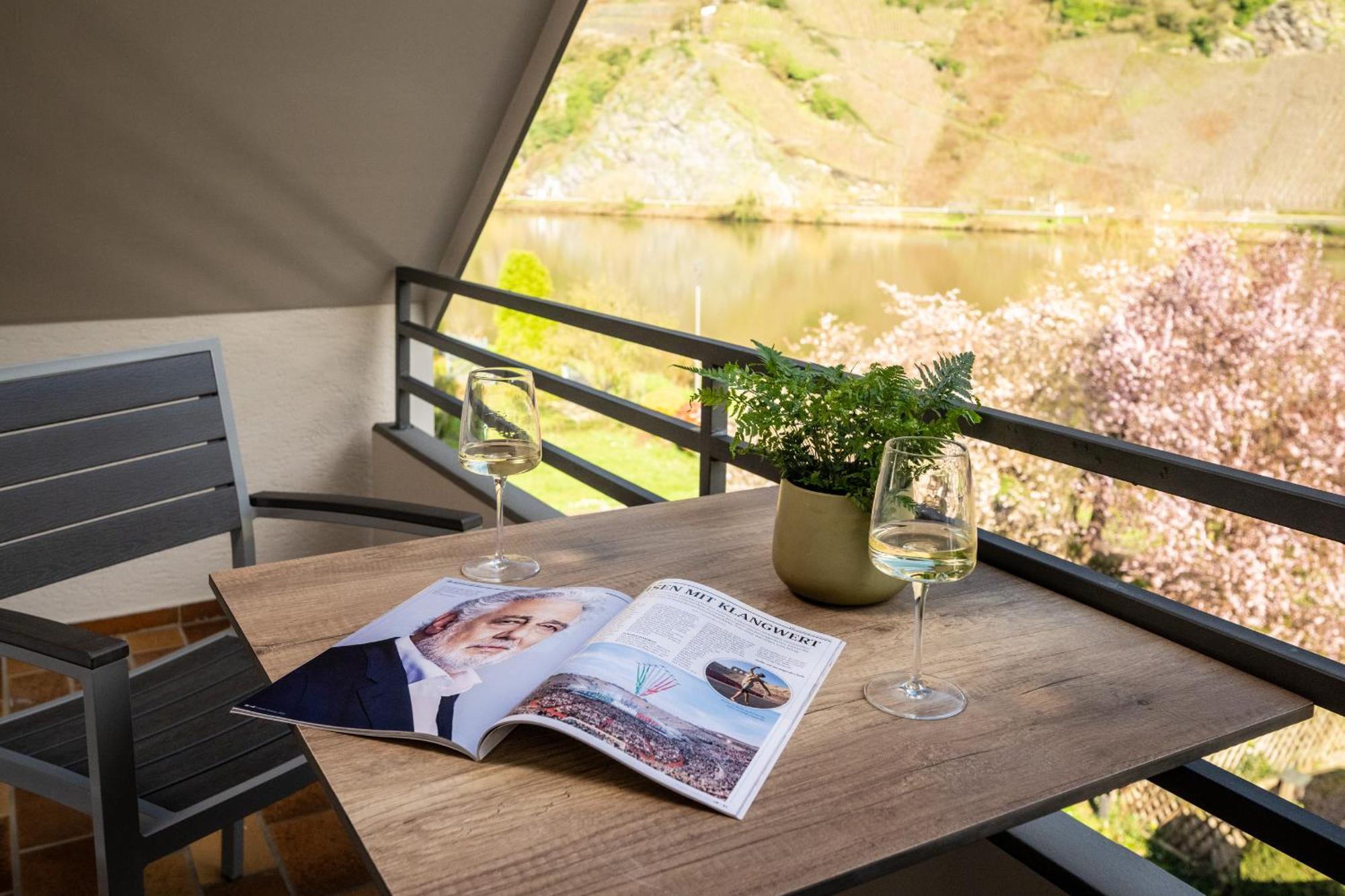 Uferdeck - Boutique Hotel Трабен-Трарбах Екстериор снимка